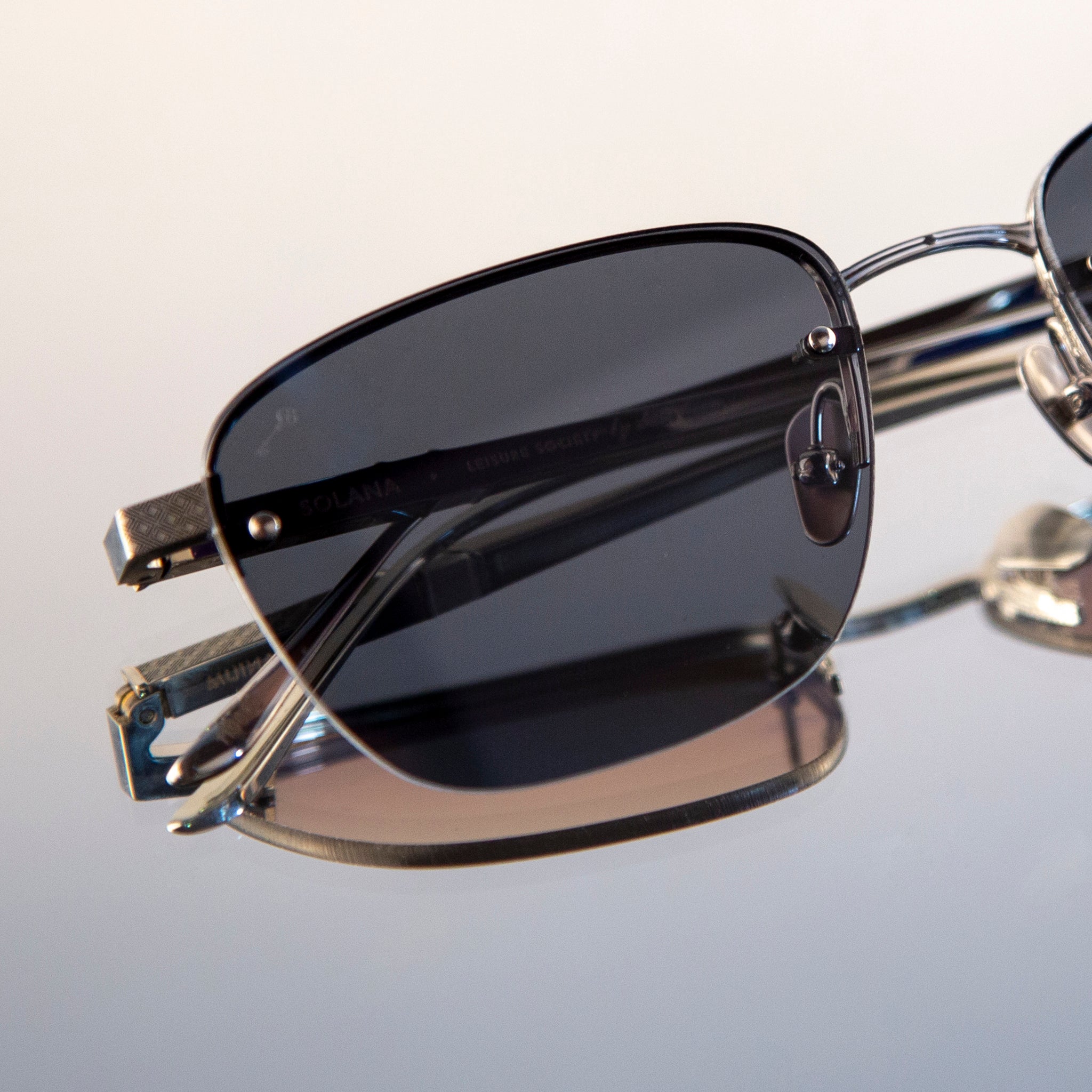 Solana Frame Solana – Leisure Society